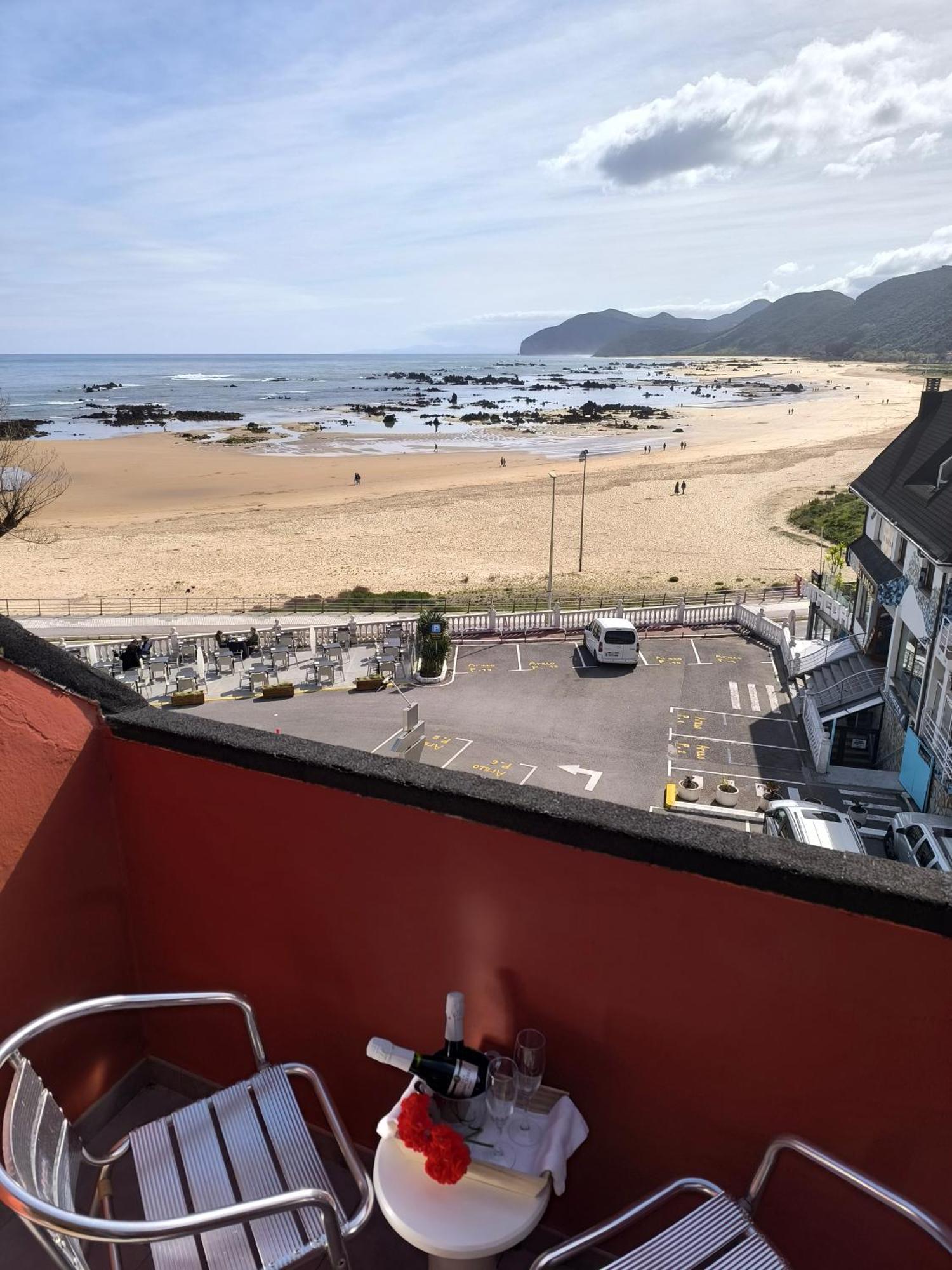 Playa Y Canas Noja Buitenkant foto